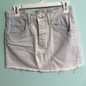 LIGHT WASH JEAN SKIRT!